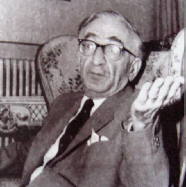 Peyami Safa'nın geçmişi Peyami Safa Kim