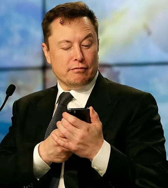 Elon Musk Kimdir? Hayatı Ve Biyografisi