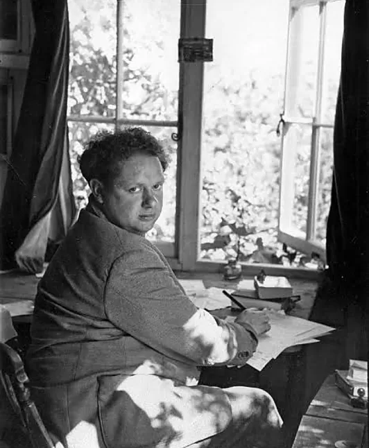 Dylan Thomas Kimdir