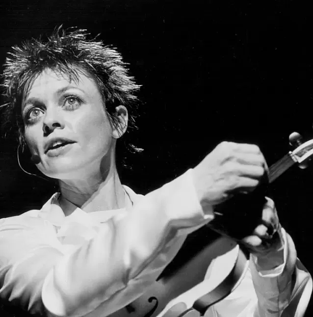 Laurie Anderson Kimdir ?