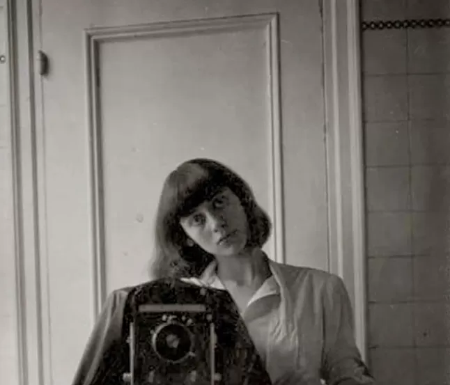 Diane Arbus neler yaptı Kariyeri nelerdir Diane Arbus Kimdir ? Diane Arbus Hayatı Ve Biyografisi
