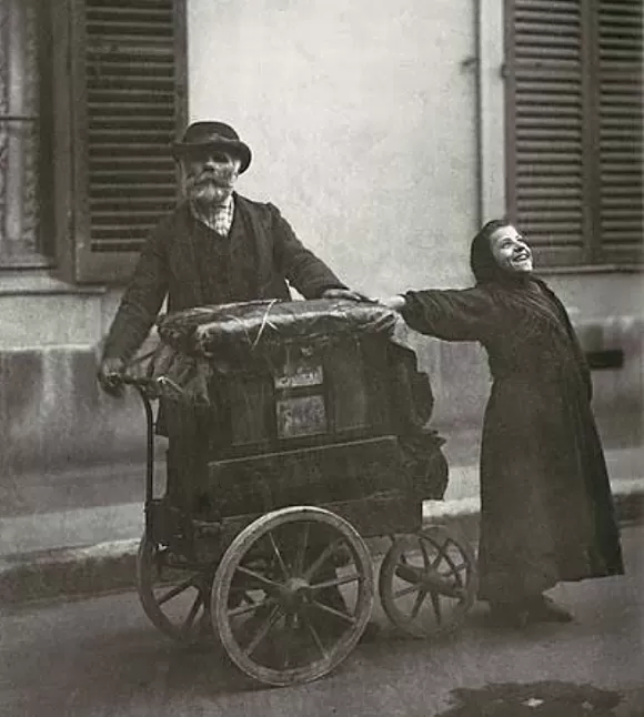 Eugene  Atget