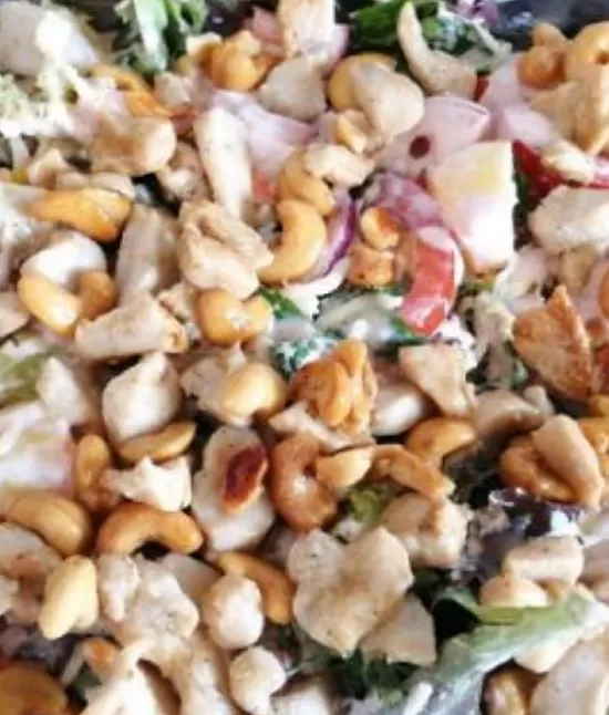 Ananaslı Ve Yer Fıstıklı Salata | Nasıl Yapılır?