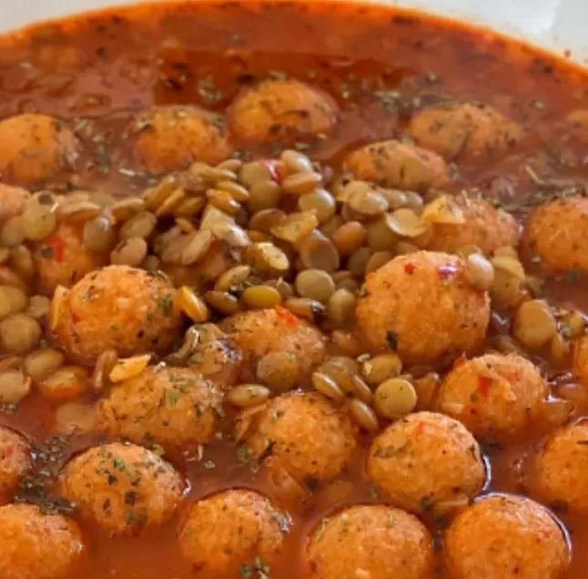 Bulgur Köfteli Yeşil Mercimek Tarifi | Nasıl Yapılır?