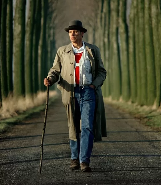 Joseph Beuys Kariyeri hakkında bilgiler Joseph Beuys Kimdir ? Hayatı Ve Biyografisi