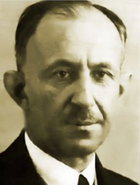 1636213191 Fazıl Ahmet Aykaç'ın Yaşamı