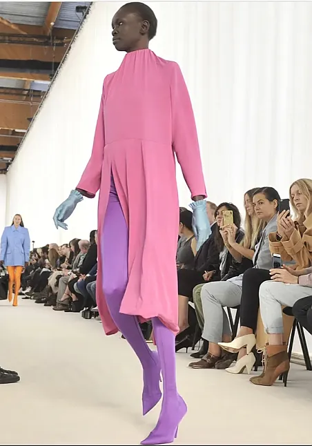 En Ünlü Gürcistan Moda Tasarımcısı Ve Giyim Markaları Hangileridir?