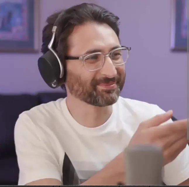 Barış Özcan Kimdir?