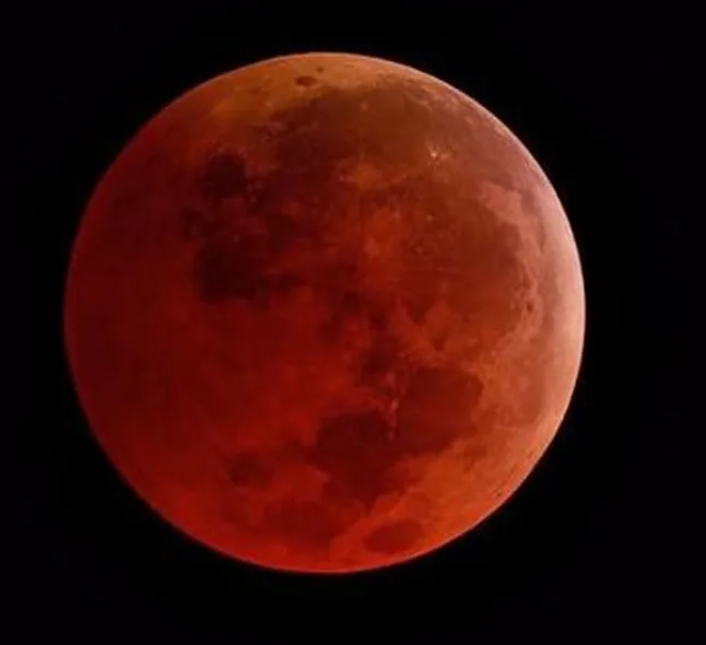 Kanlı Ay Ay Tutulması 2021: Kanlı Ay 2021 saat kaçta?