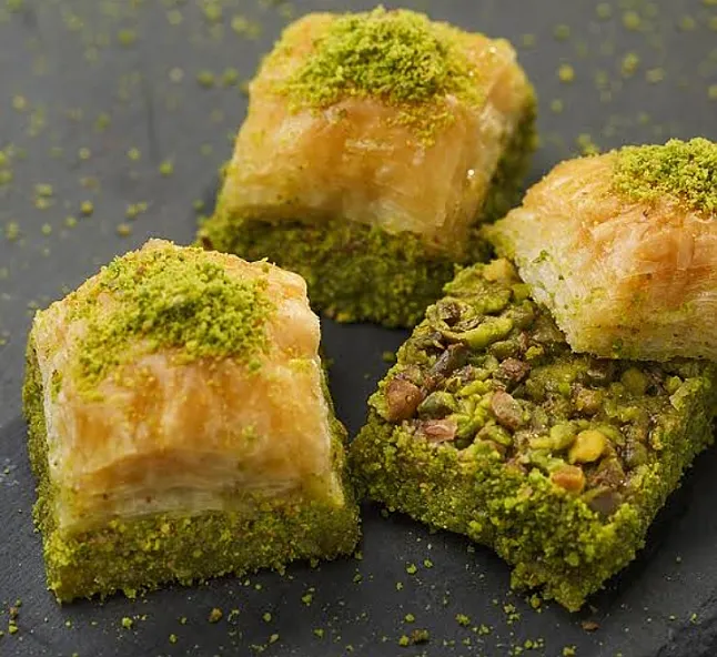 Rüyada Baklava Görmek Ne Anlama Gelir ?