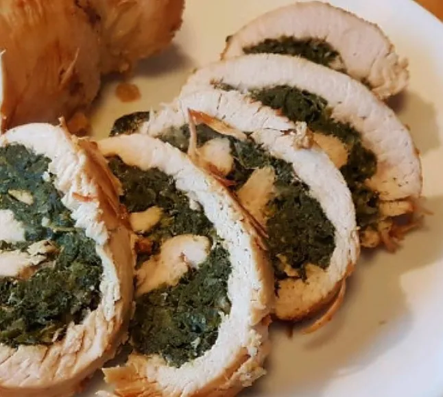 Ispanaklı Rulo Hindi Göğsü Tarifi Nasıl Hazırlanır ?