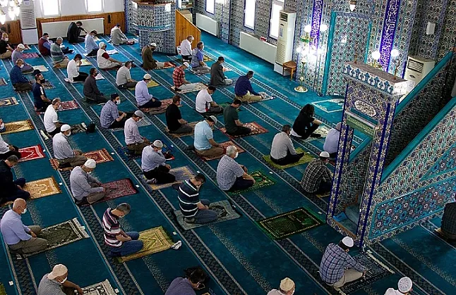 Rüyada Cuma Görmek Ne Demek? Nasıl Yorumlanır?
