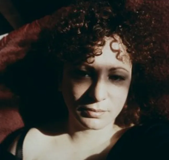 Fotoğrafçı Nan Goldin'nin projeleri ve çalışmaları Nan Goldin Kimdir?