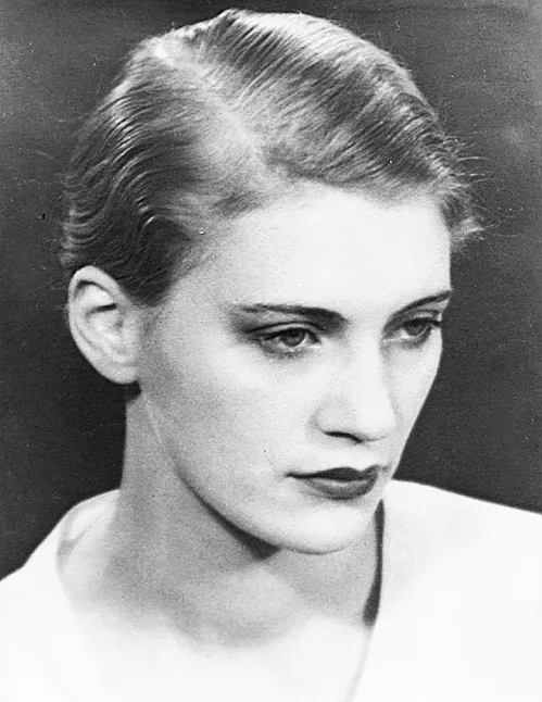 Lee Miller Kimdir ?