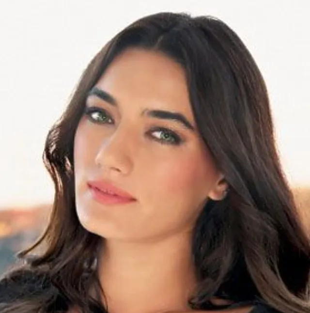 Hande Subaşı Kimdir ?