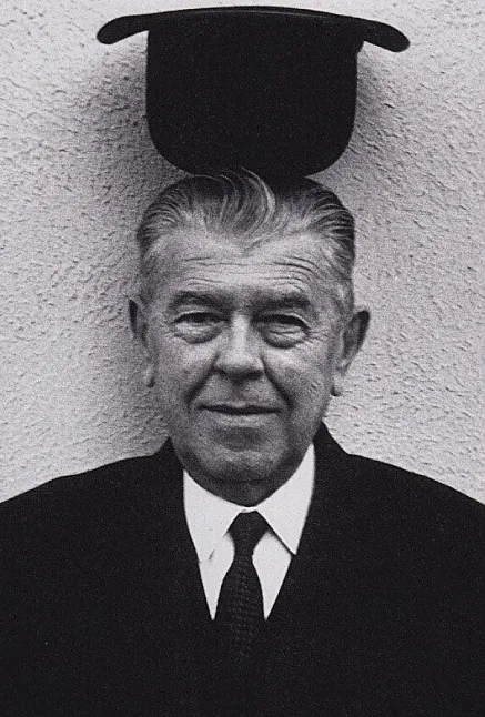 Rene Magritte'nin Kariyeri 