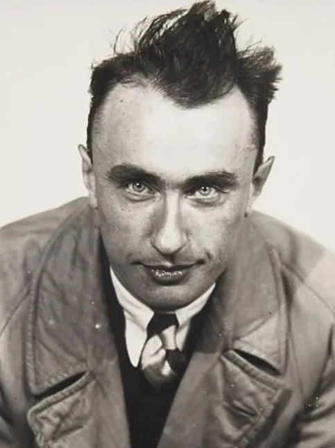 Yves Tanguy Kimdir?