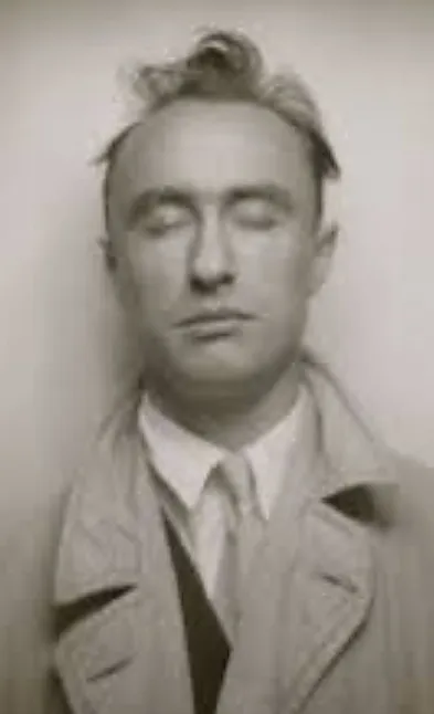 Yves Tanguy'un özgeçmişi Yves Tanguy Kim