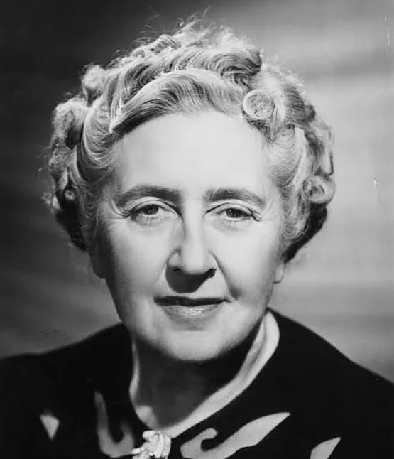 Agatha Christie yaşamı