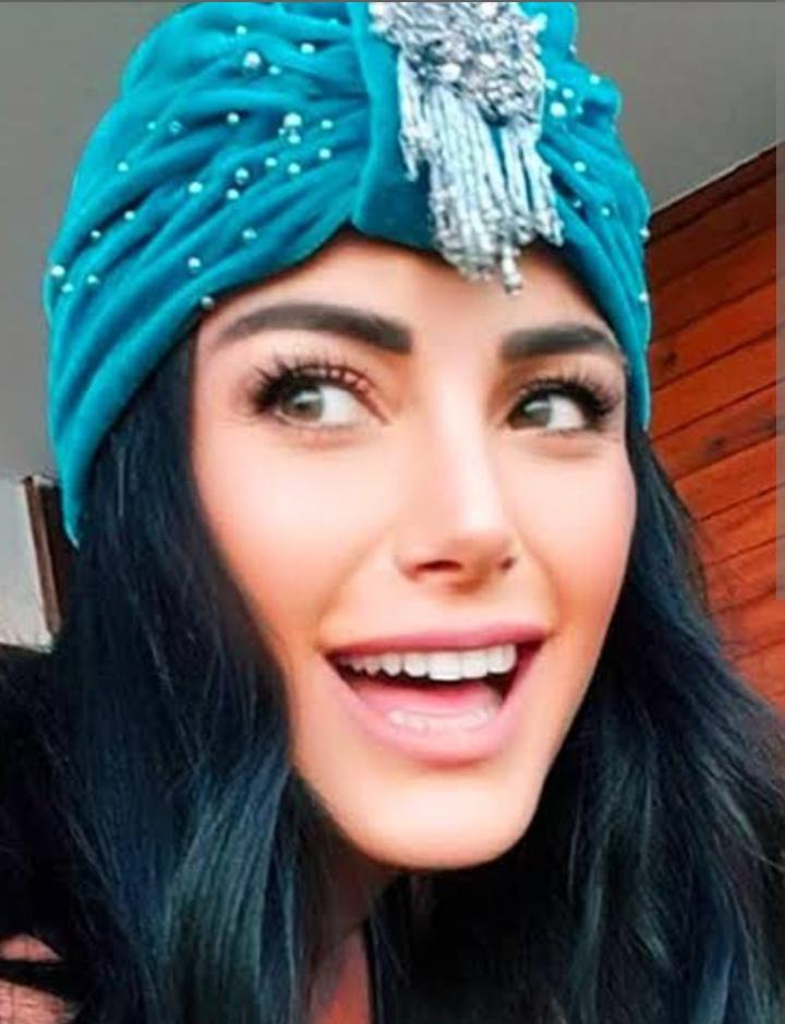 Aşela Demir Kimdir ?