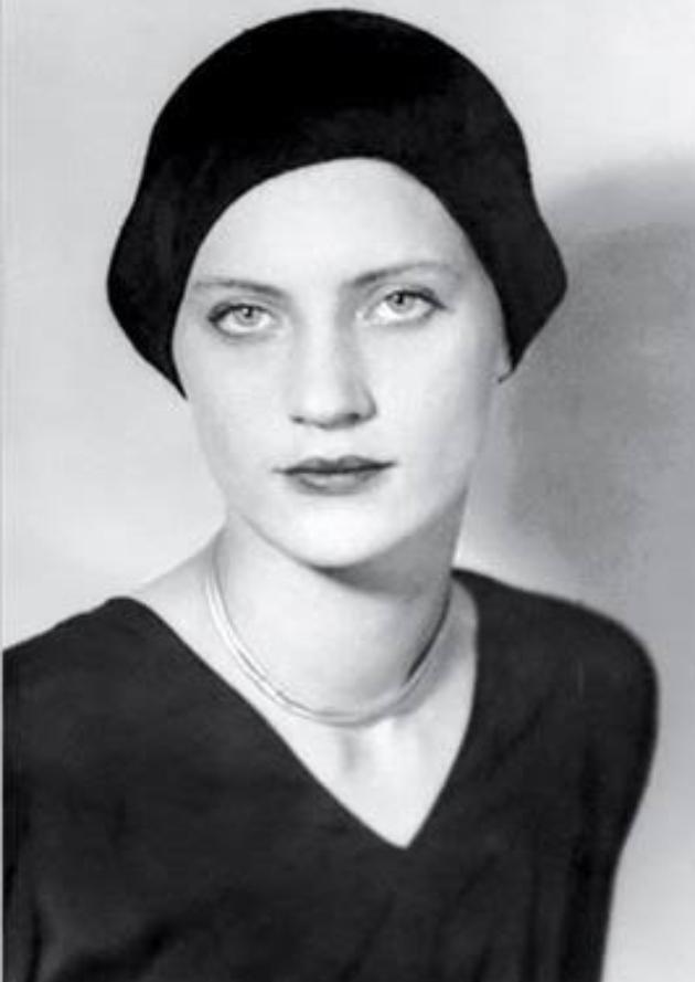 Lee Miller Kimdir ?