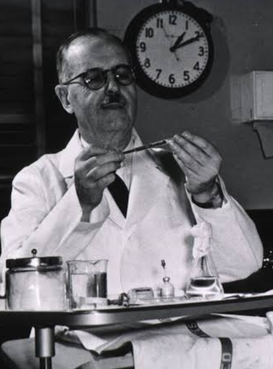 Bernardo Alberto Houssay Kimdir? Hayatı Ve Biyografisi Linc Heap