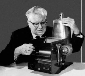 Chester Carlson hakkında bilgiler Chester Carlson Kariyer çalışmaları