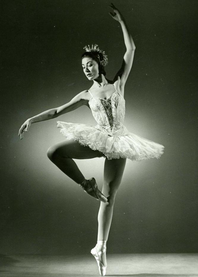 Dame Margot Fonteyn Kimdir? Hayatı Ve Biyografisi 