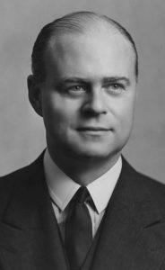 Edward Plunket Taylor Kariyer Edward Plunket Taylor kim