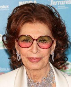Sophia Loren özgeçmiş Sophia Loren Kim