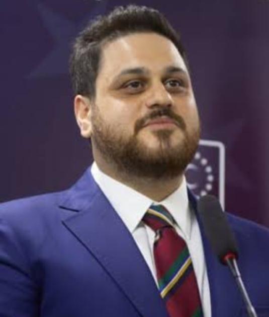 Hüseyin Baş Kimdir?