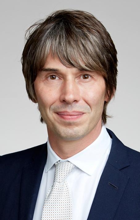 Brian Cox Kimdir?
