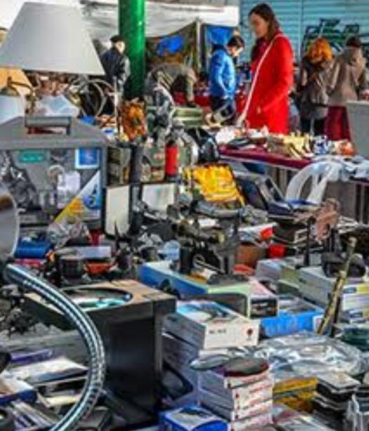 Dream about being at a flea market