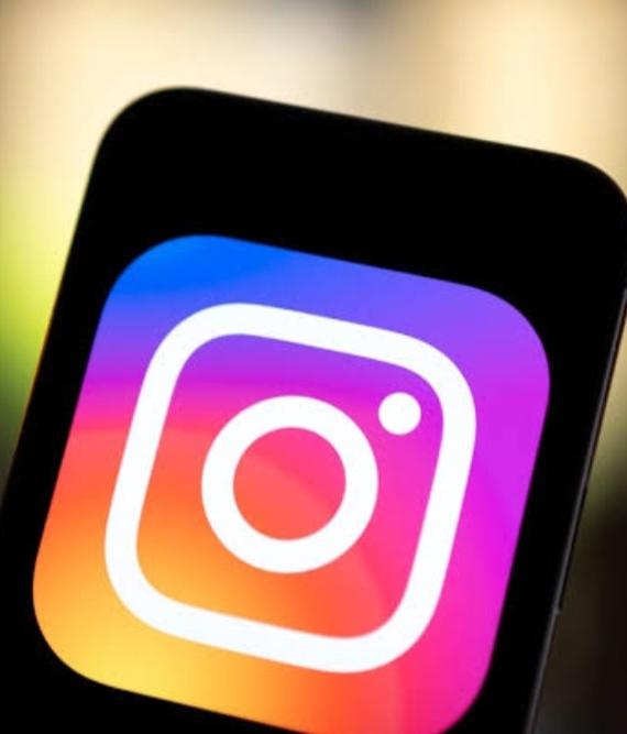 Instagram yakın arkadaş gönderi paylaşımı nasıl yapılır?
