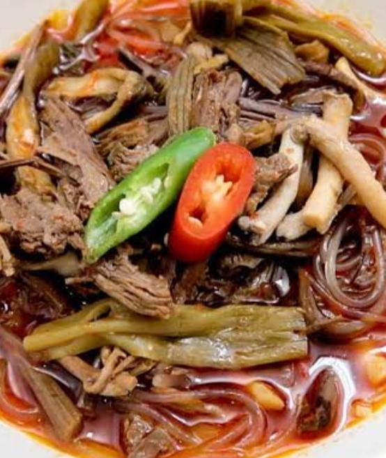 En İyi Yukgaejang Nasıl Yapılır?